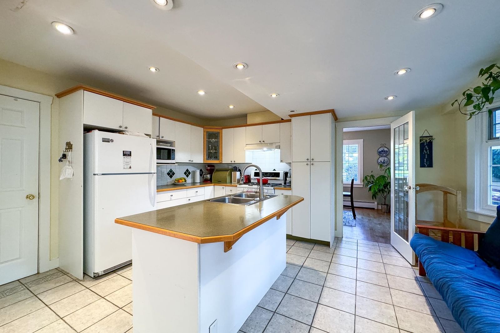 Listing Image 13