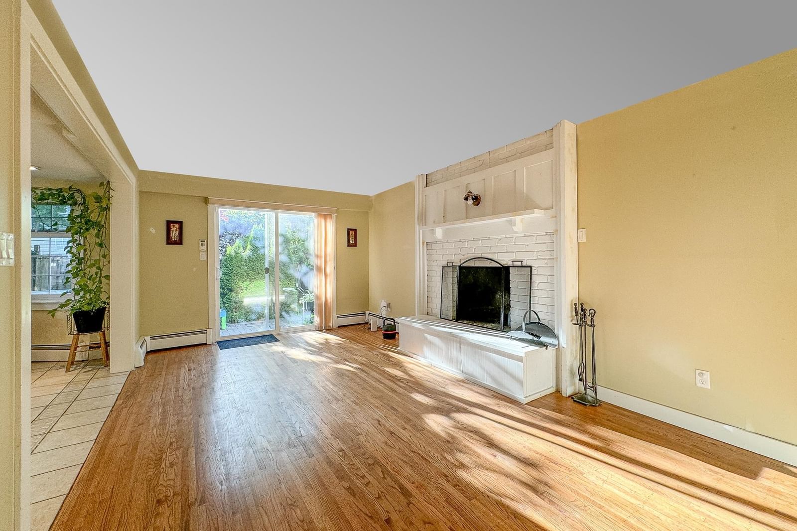 Listing Image 17