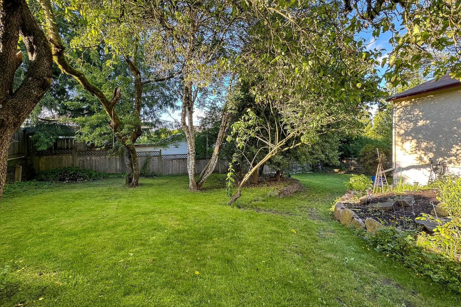 Listing Image 38
