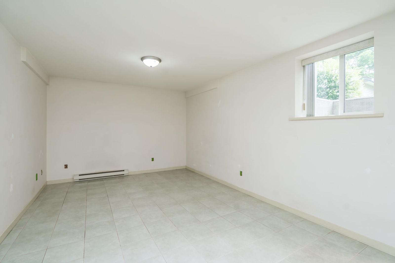 Listing Image 30