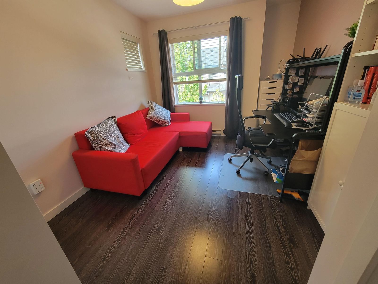 Listing Image 13