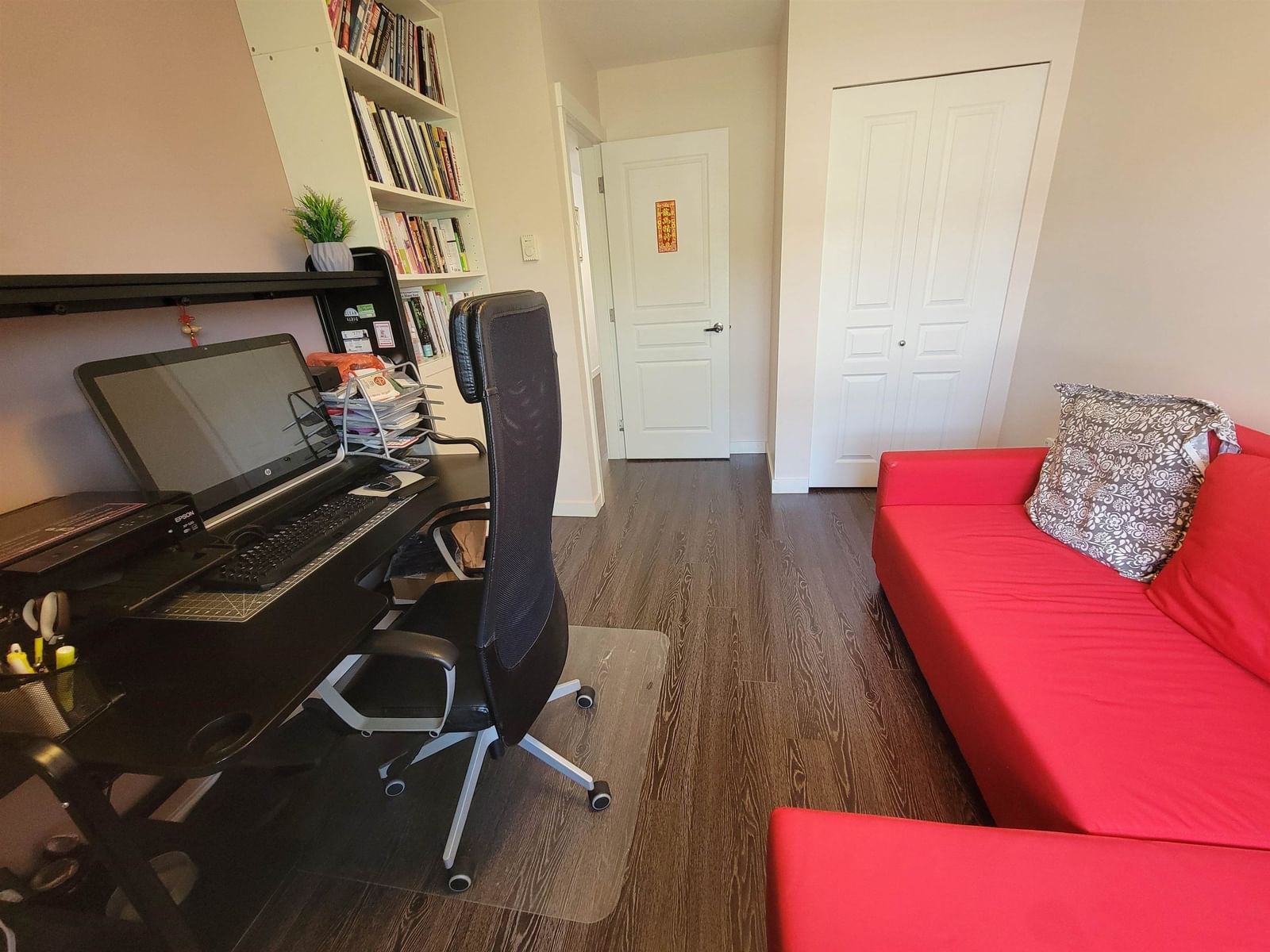 Listing Image 14