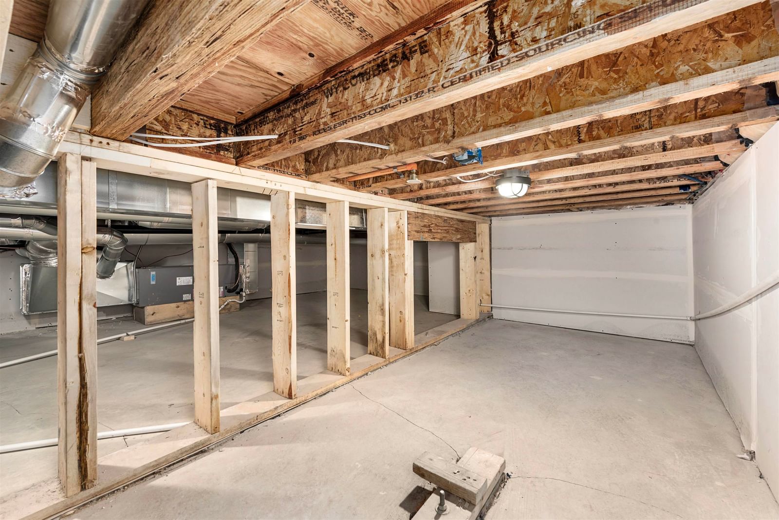 Listing Image 33