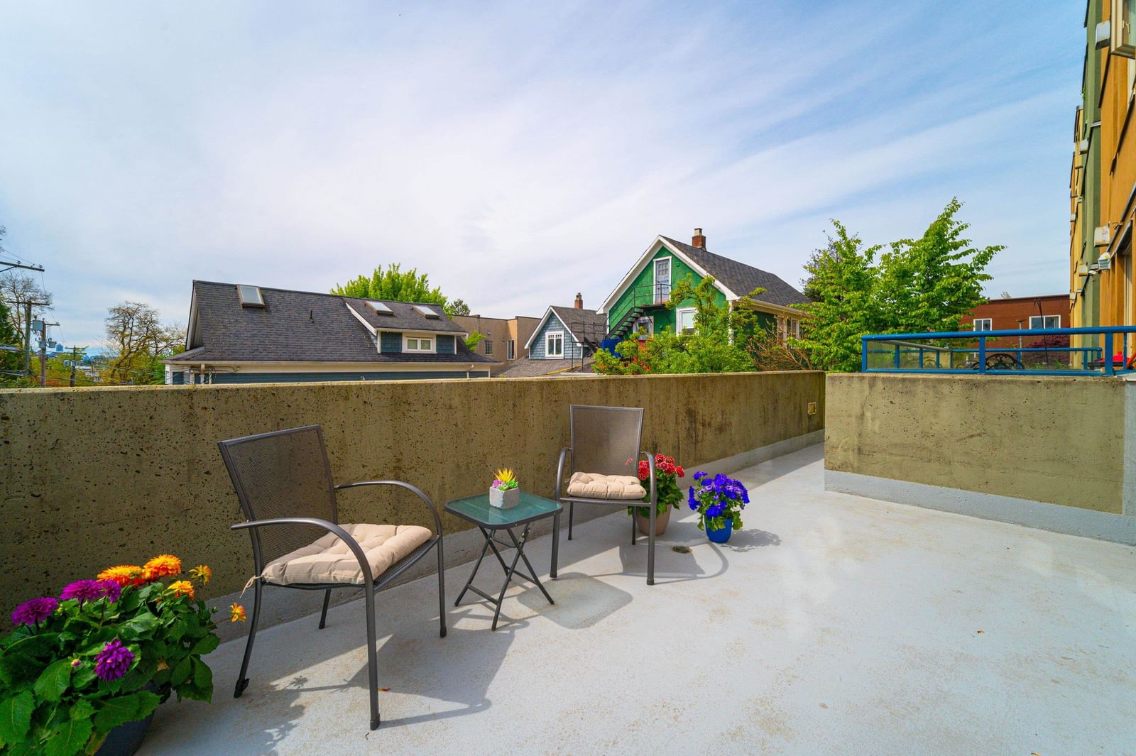 Listing Image 18
