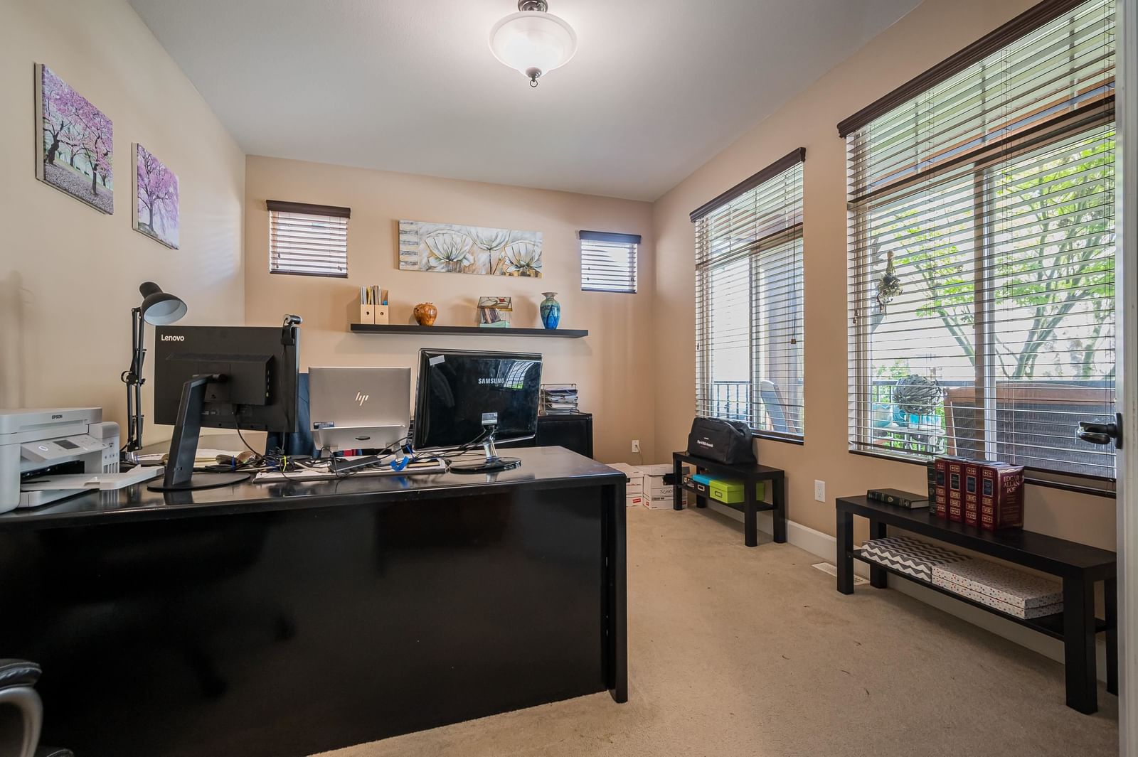 Listing Image 12