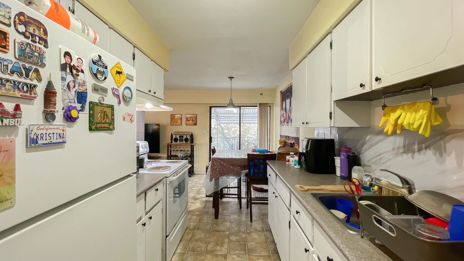 Listing Image 11