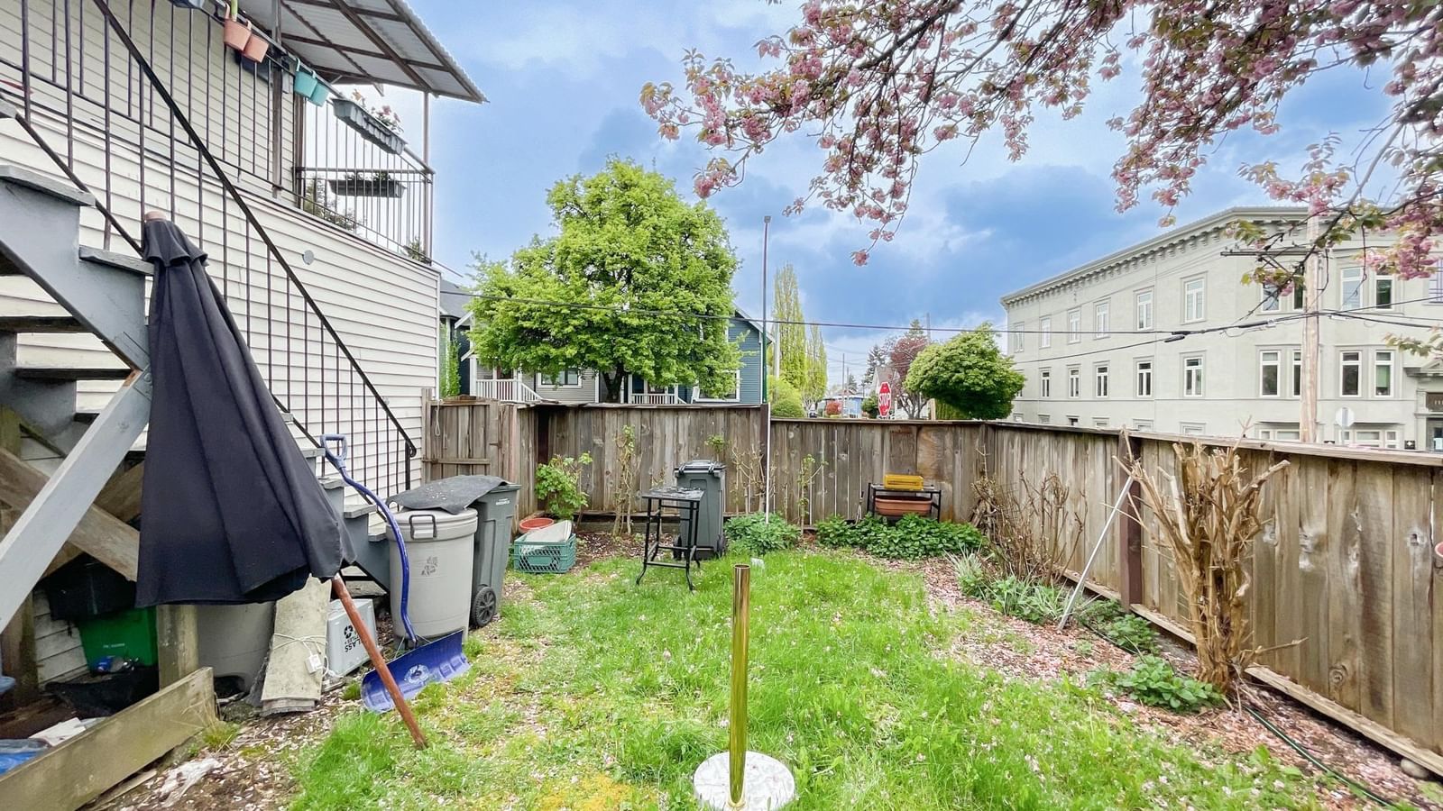 Listing Image 32