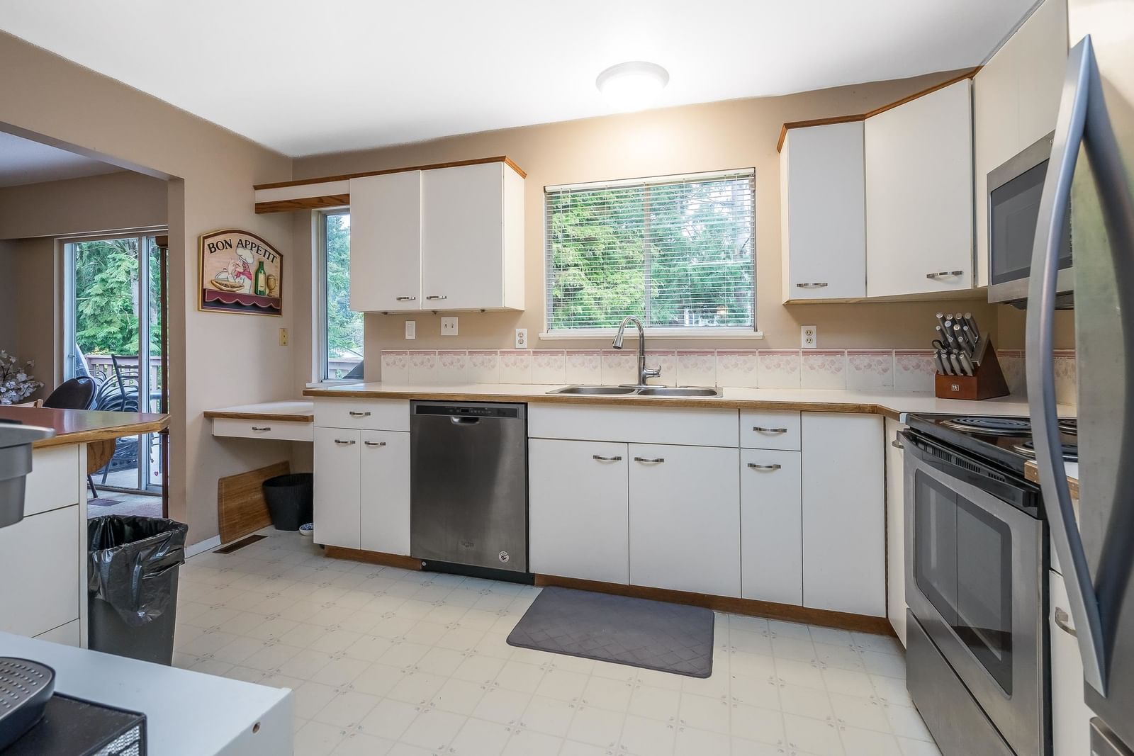 Listing Image 15