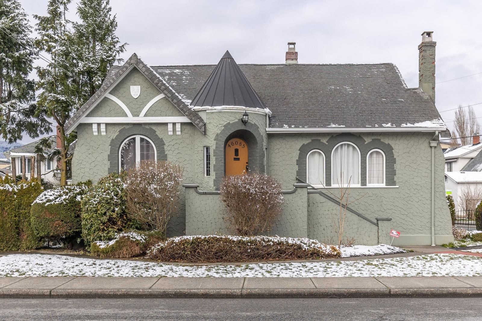Listing Image 1