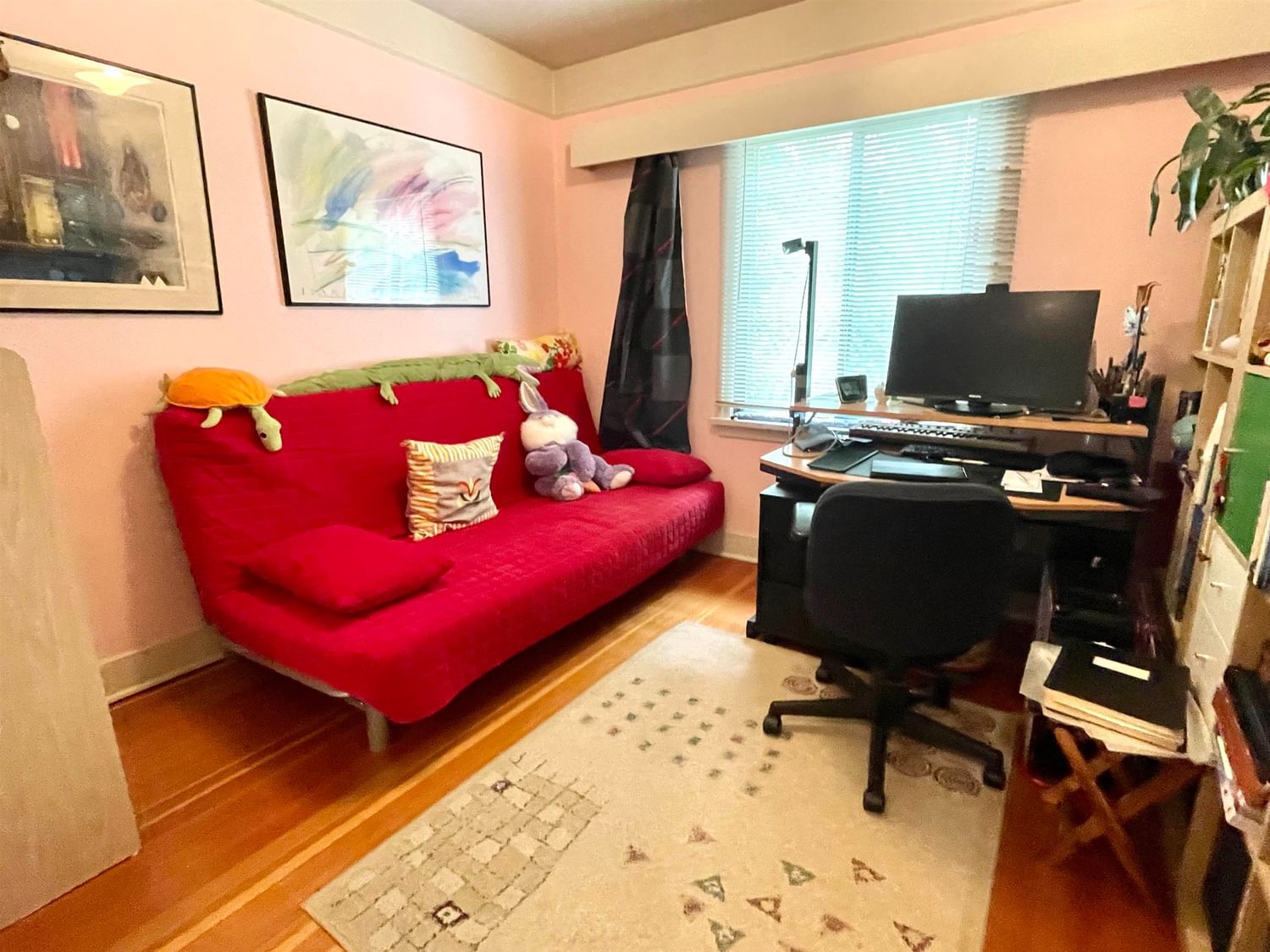 Listing Image 12