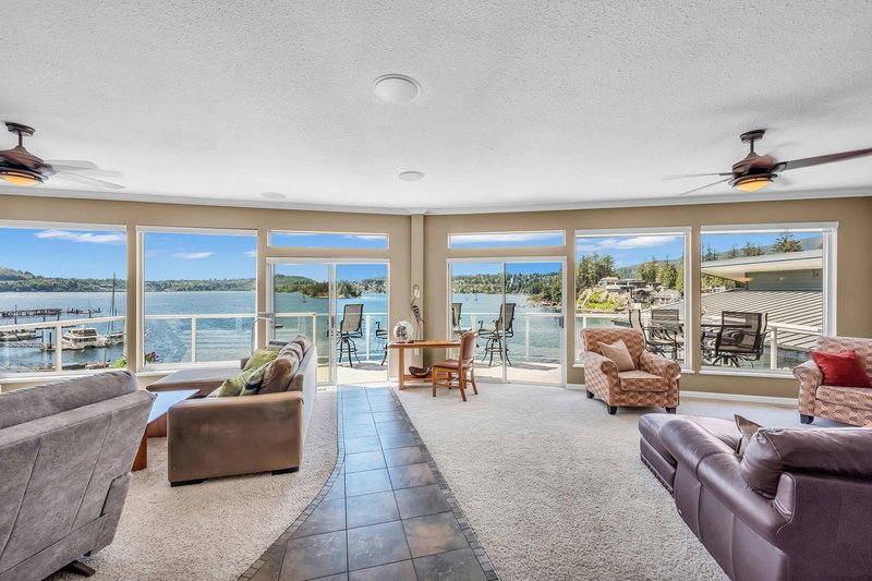 4705 Belcarra Bay Road, Belcarra, V3H 4P6 | Image 2