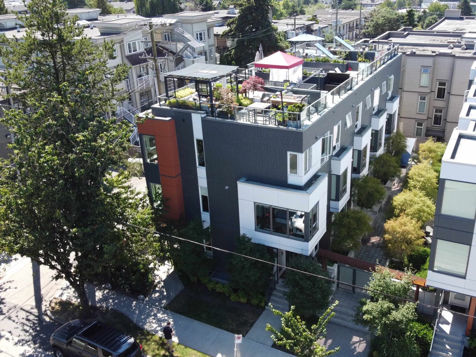 Listing Image 9
