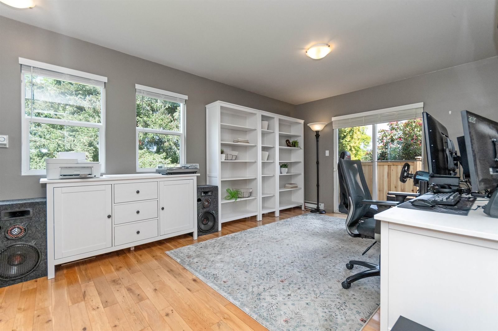 Listing Image 14