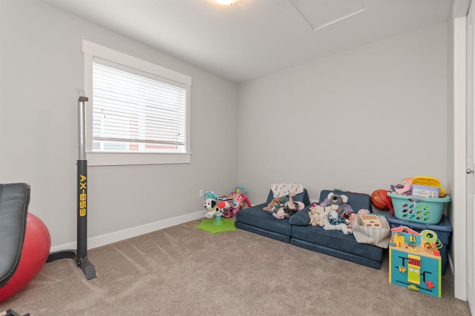 Listing Image 23