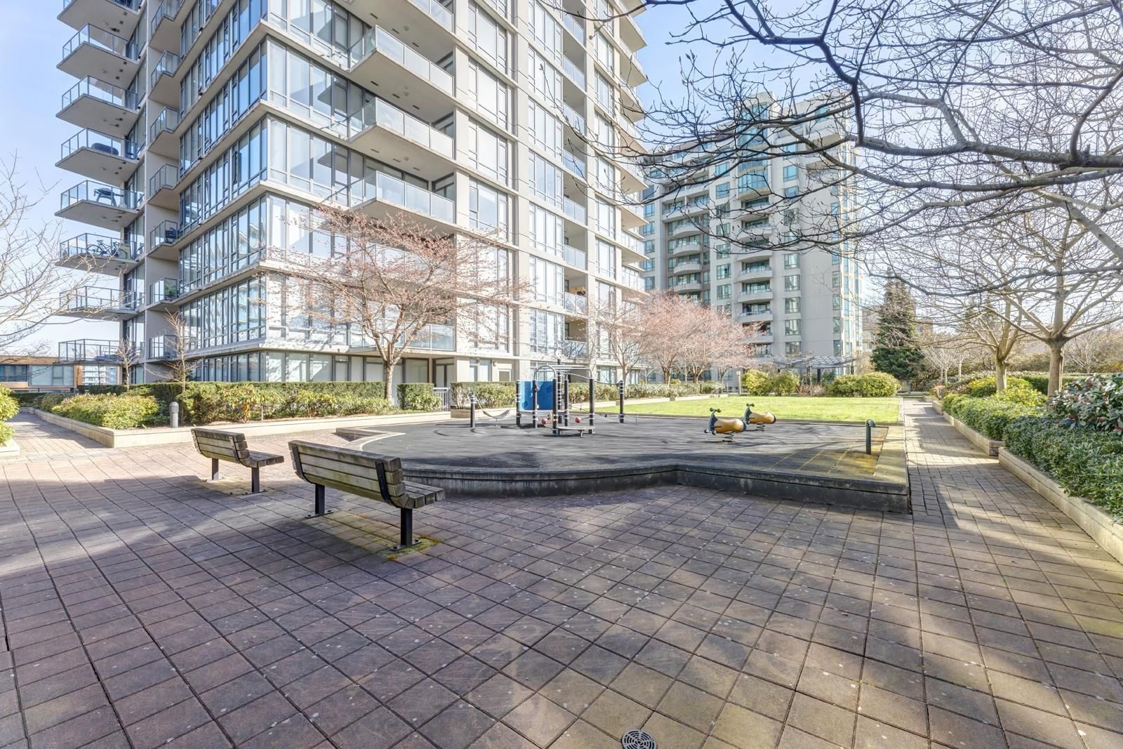 Listing Image 17