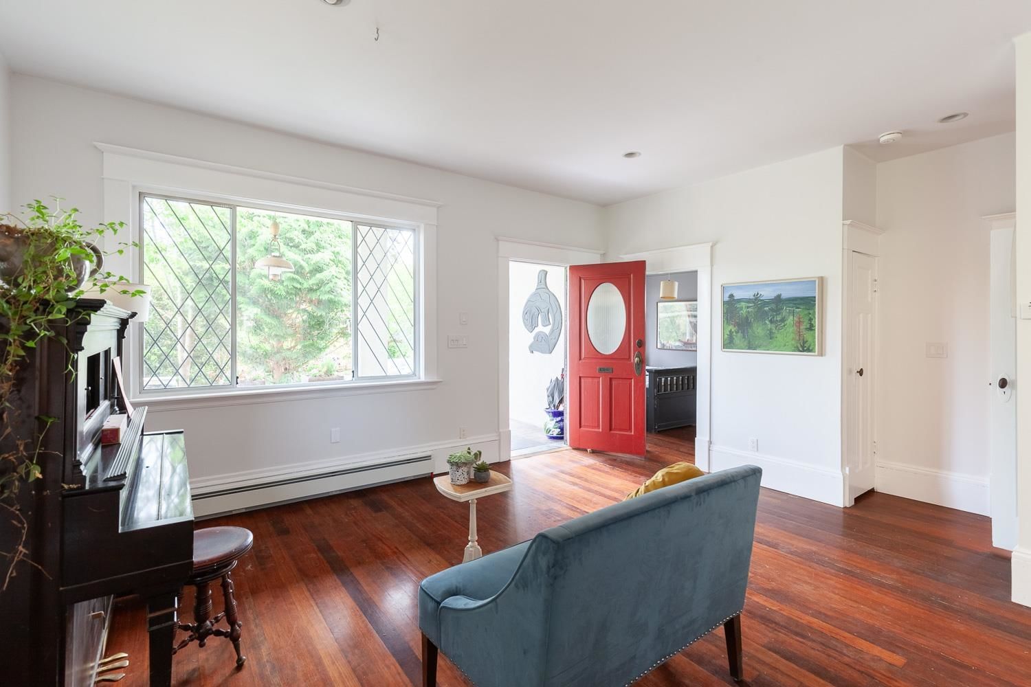 Listing Image 8