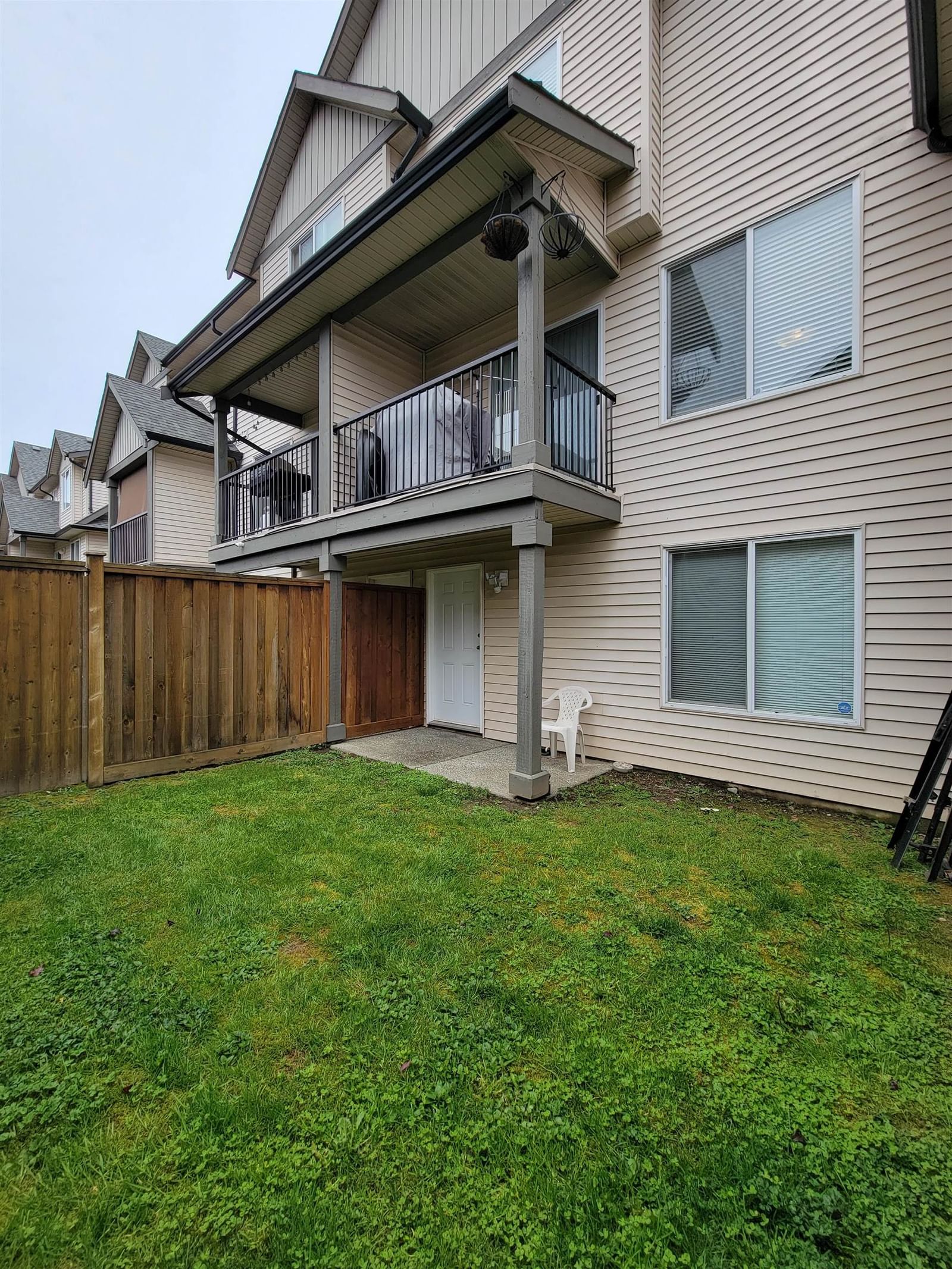 Listing Image 17