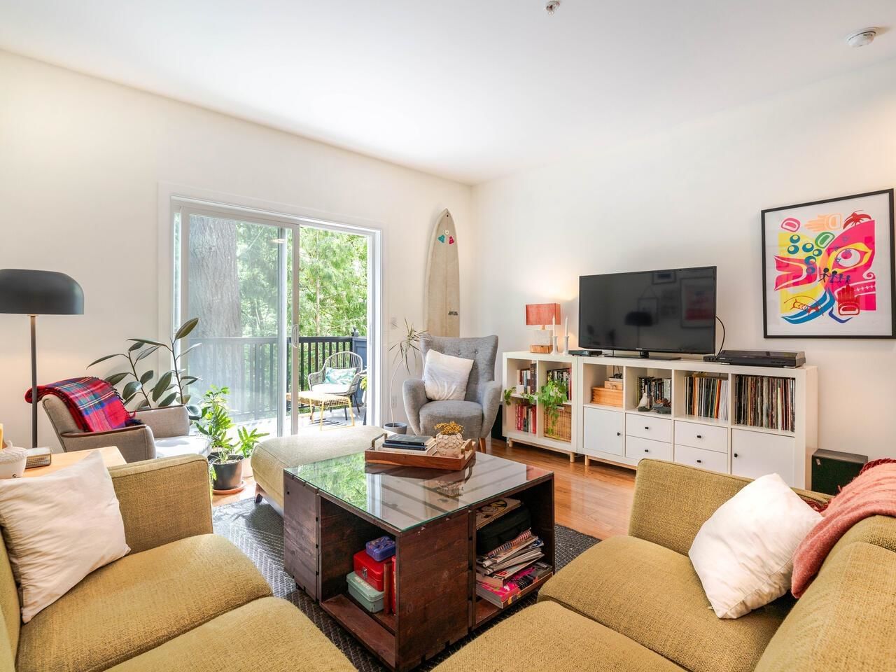 Listing Image 10