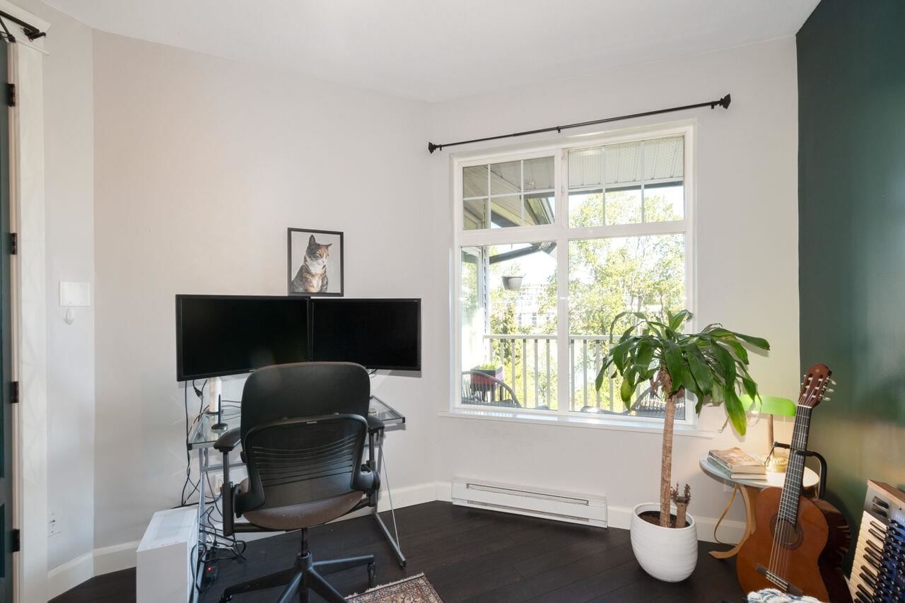 Listing Image 23