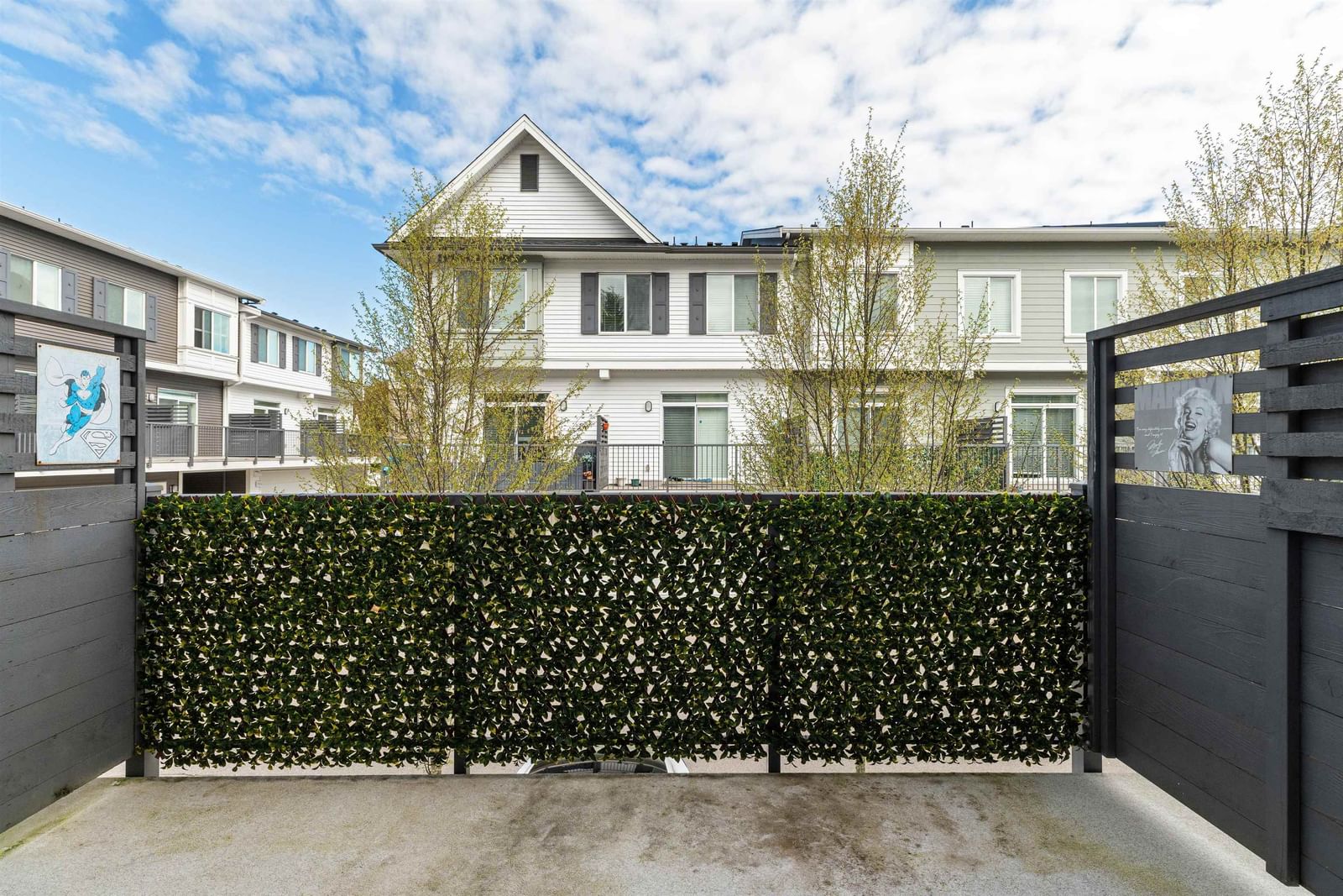 Listing Image 16