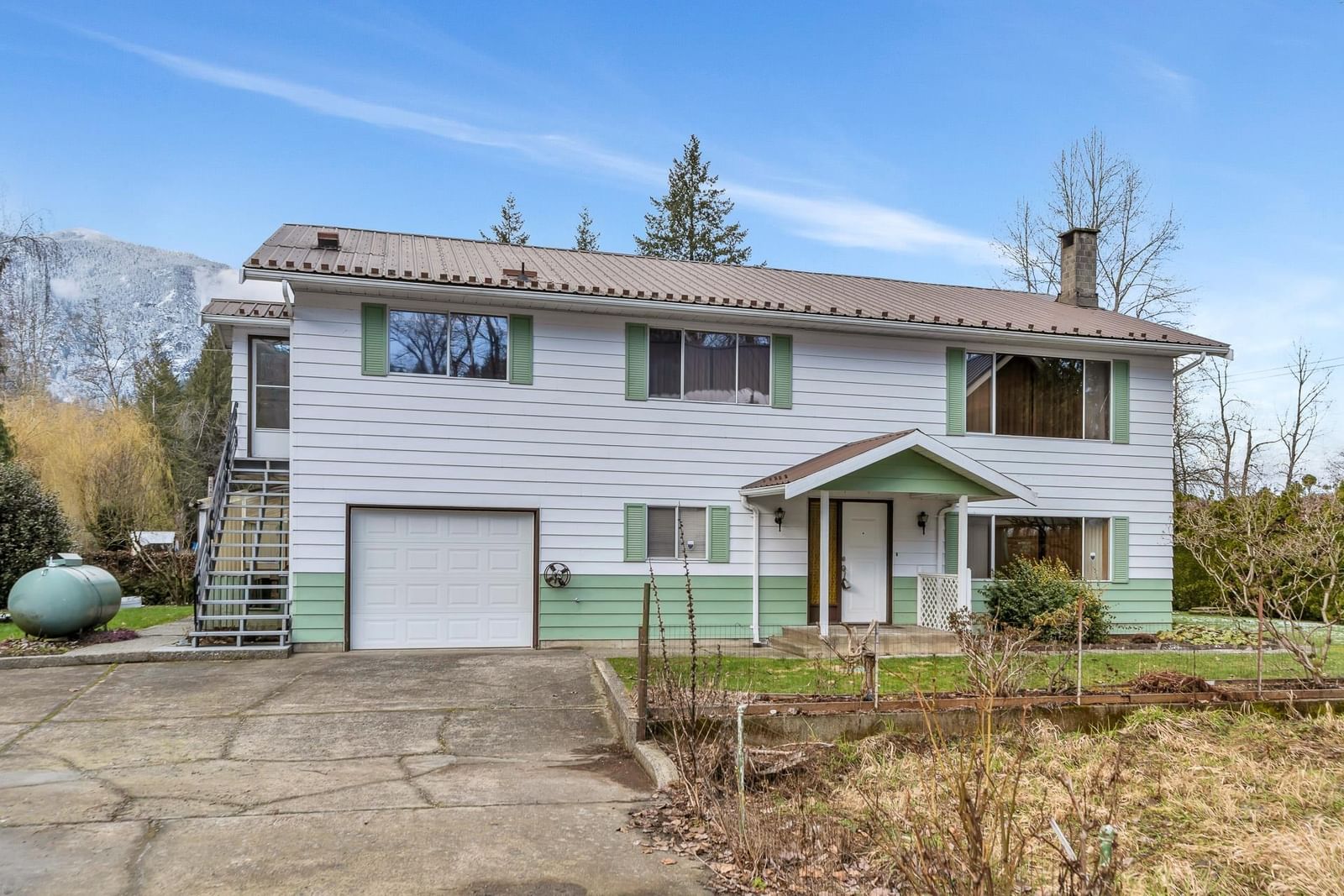 Listing Image 1