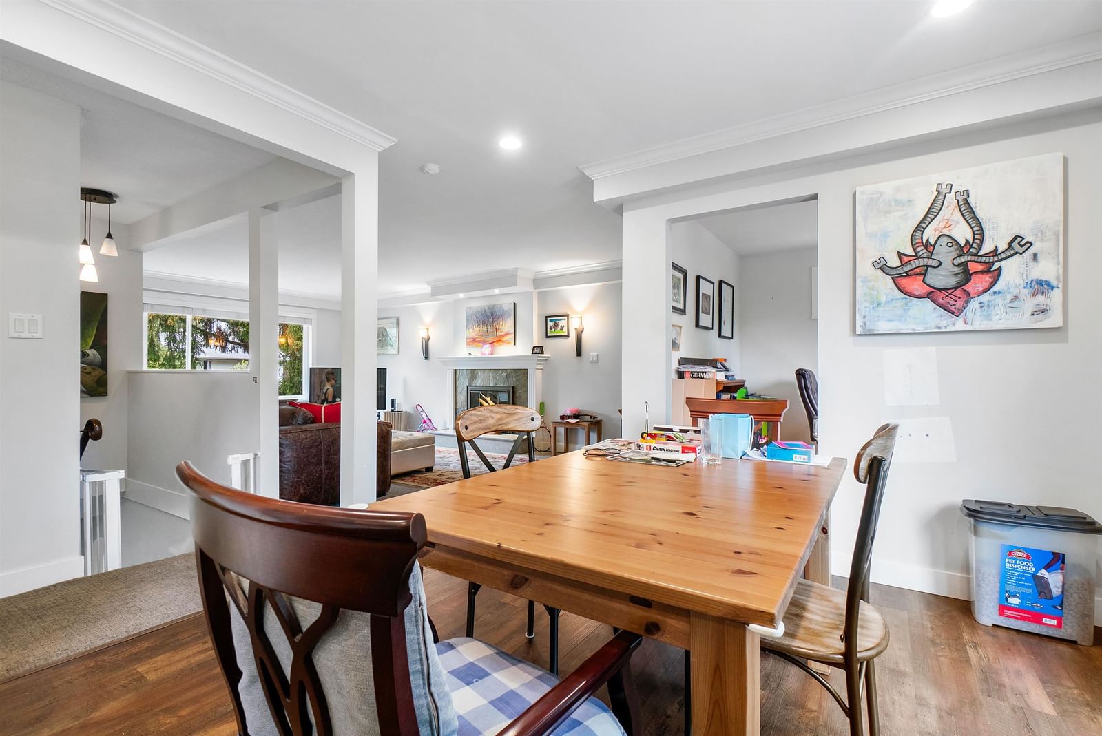 Listing Image 10