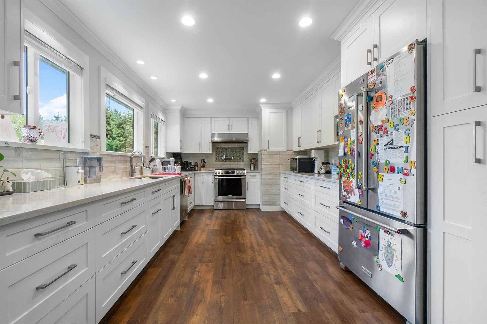 Listing Image 8