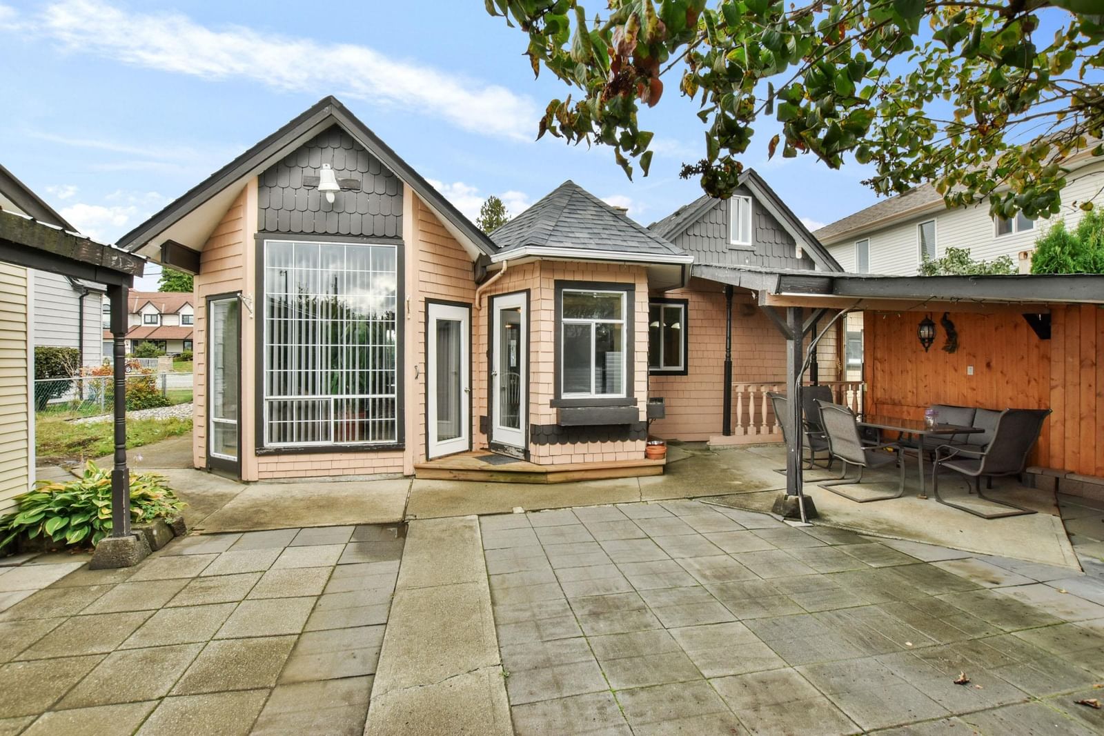 Listing Image 23