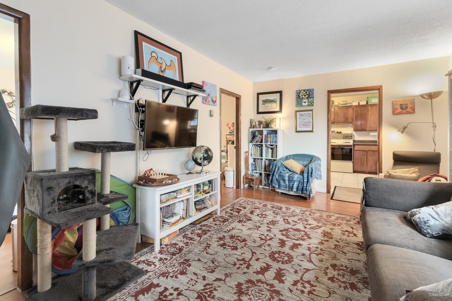Listing Image 5