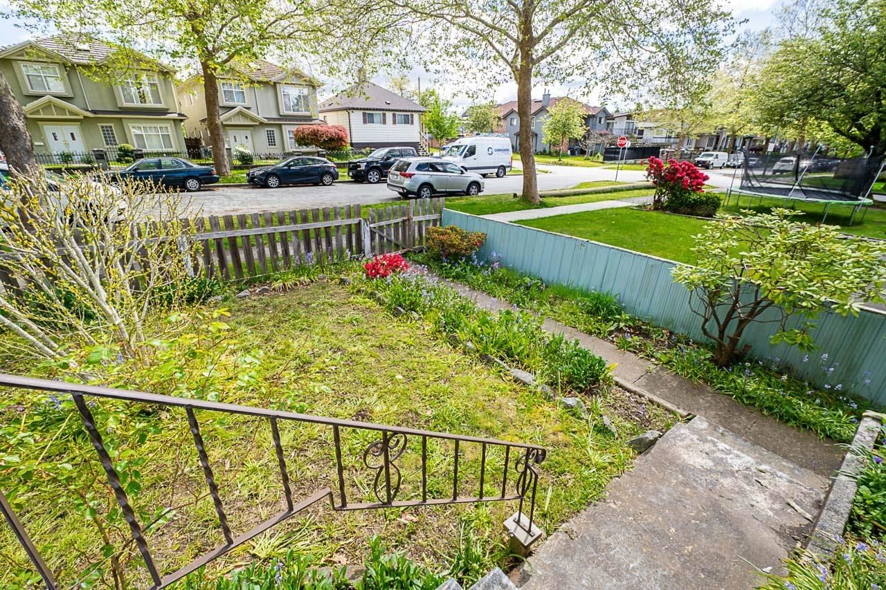 Listing Image 6