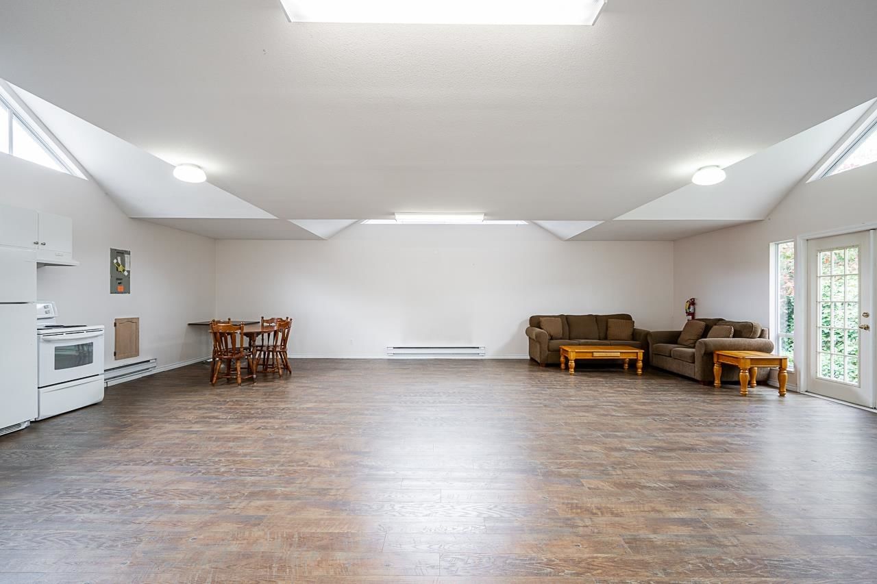 Listing Image 37