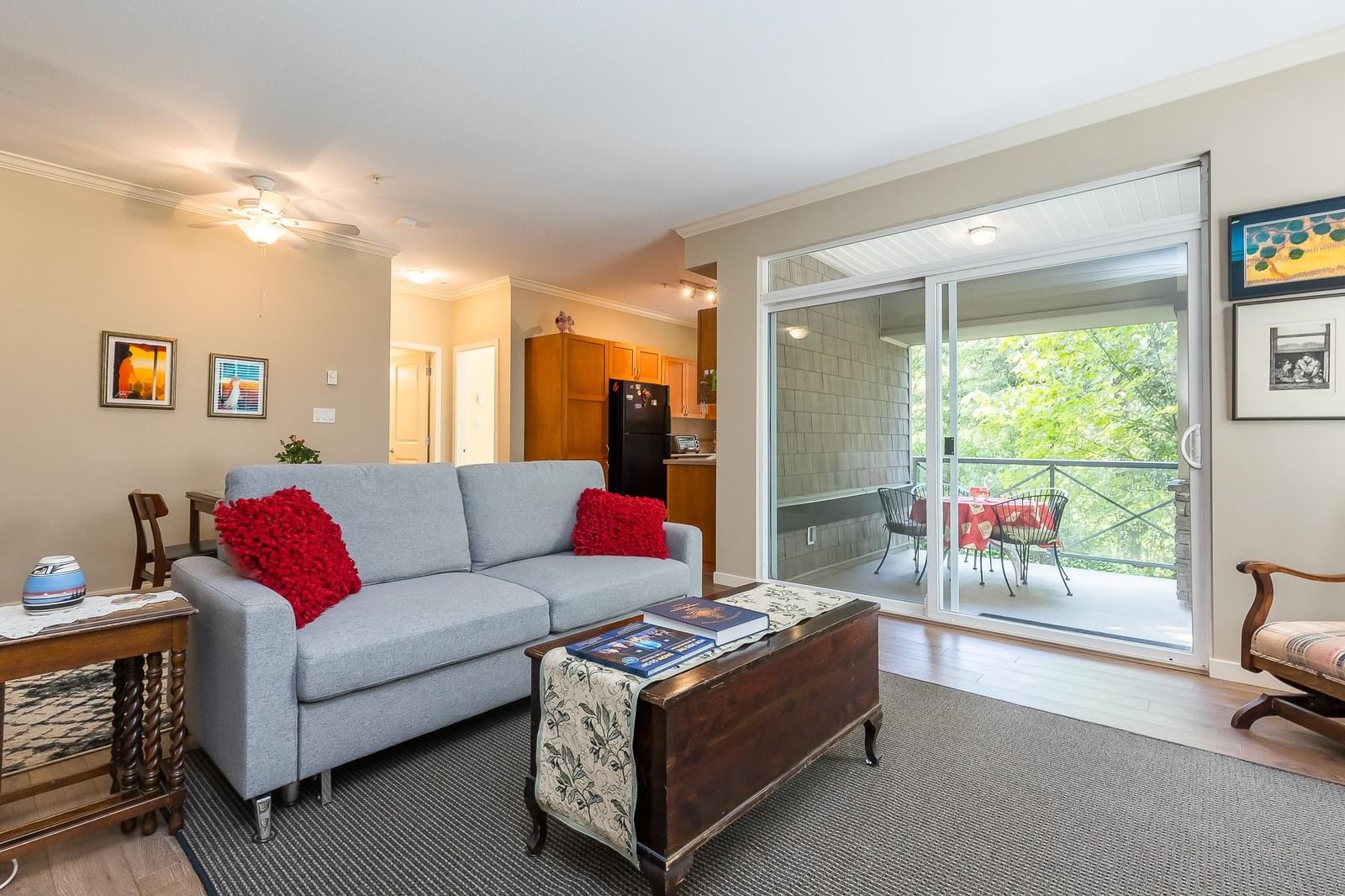 Listing Image 19