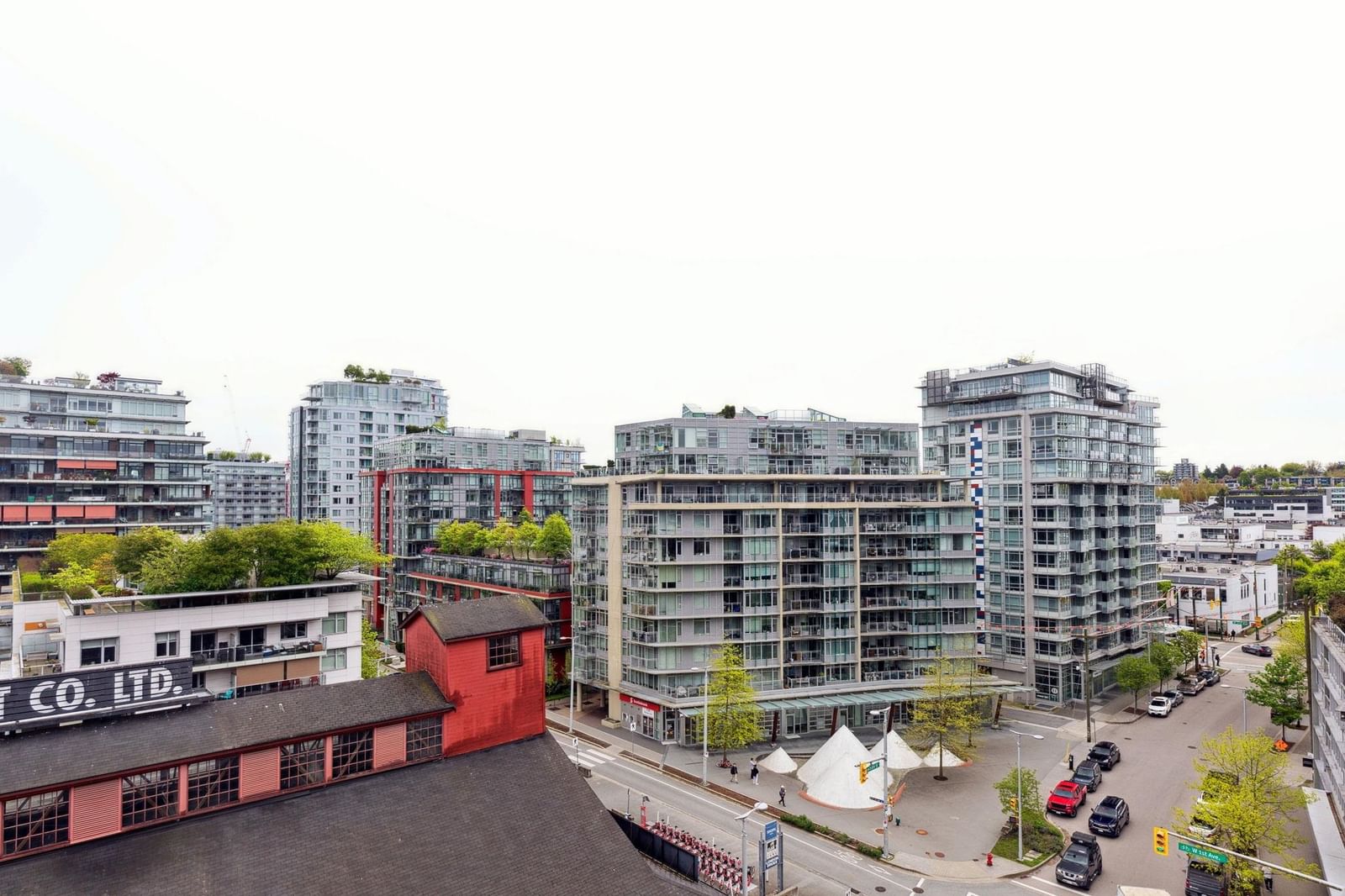 Listing Image 6