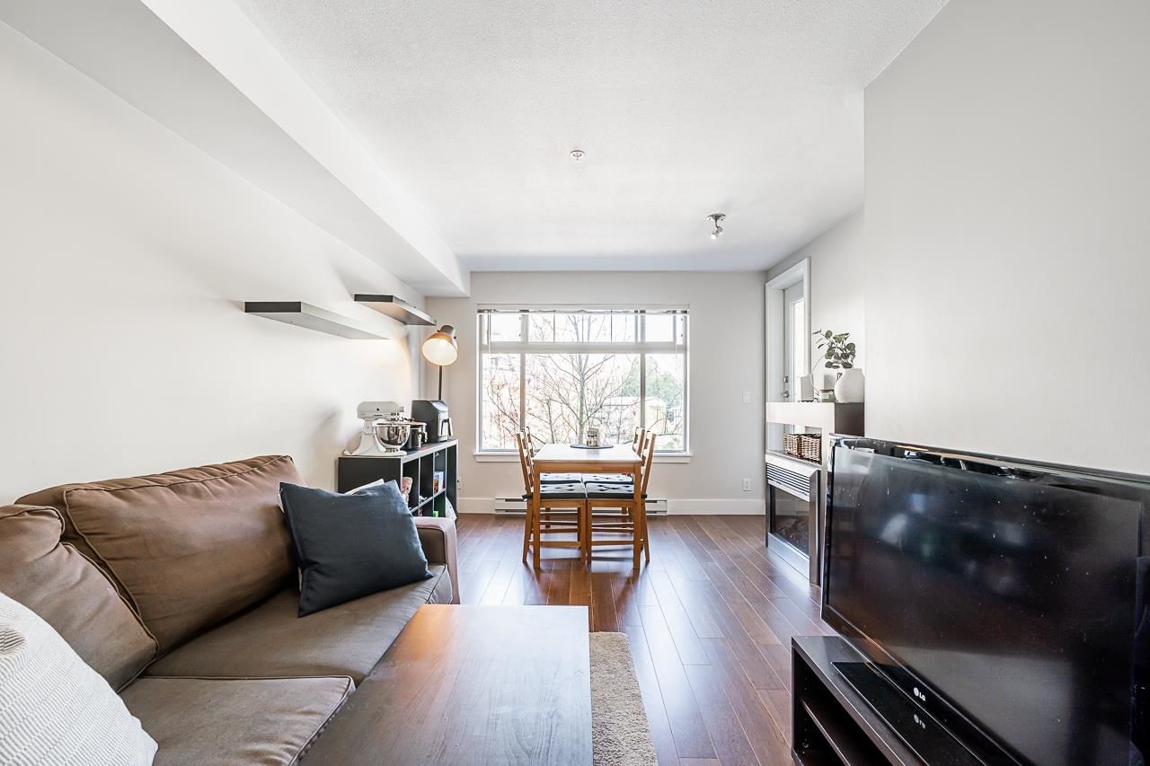 Listing Image 16