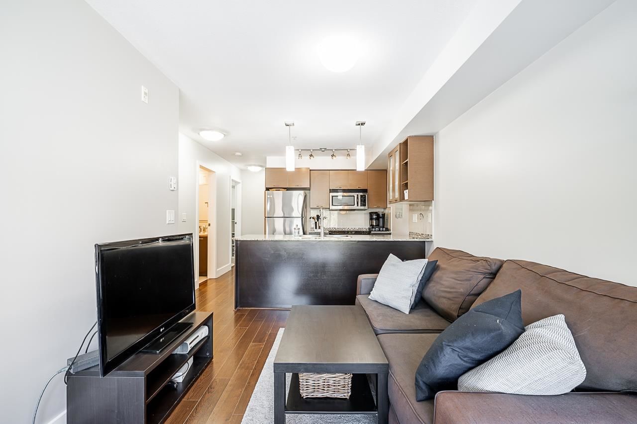 Listing Image 19