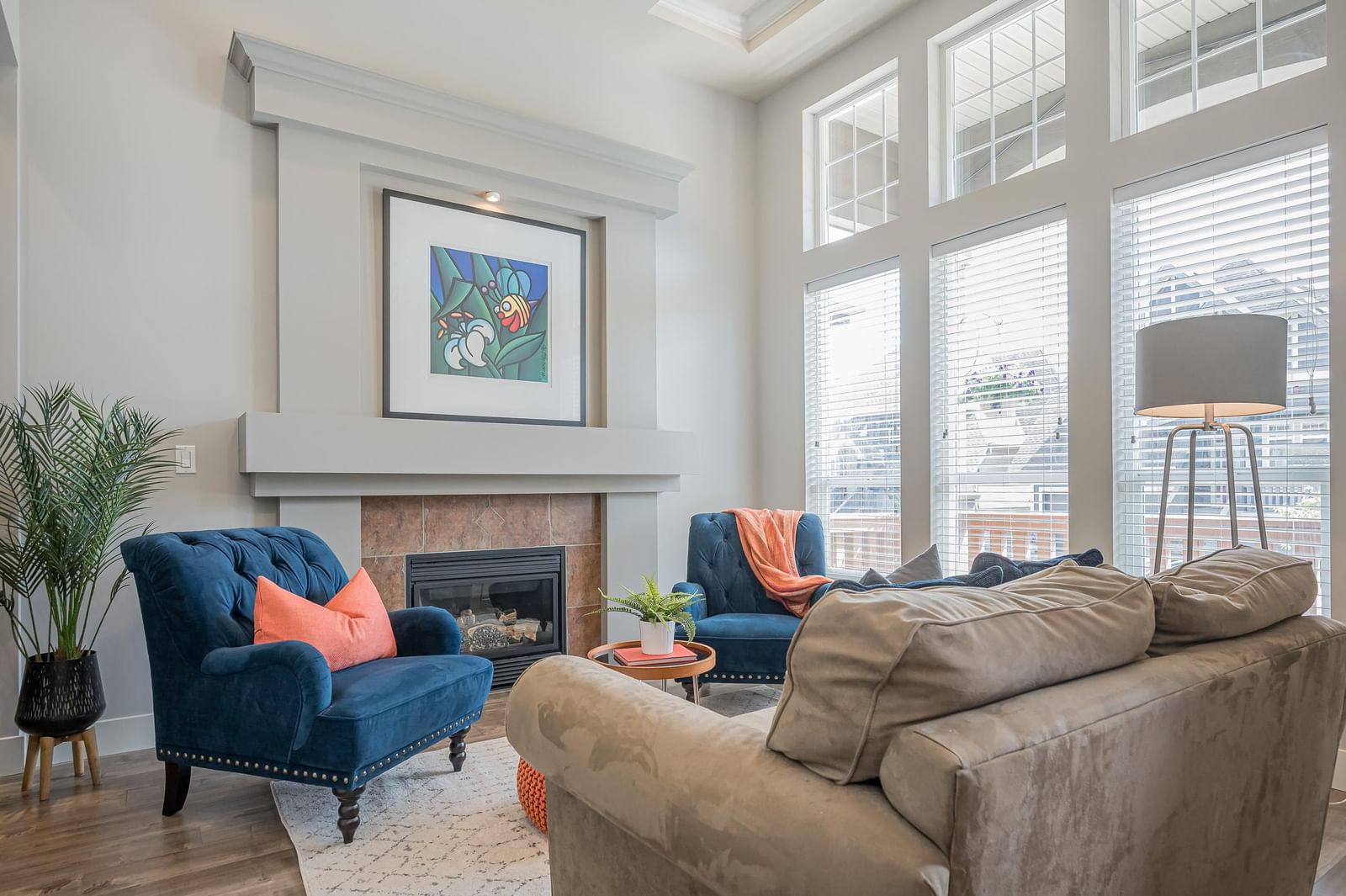 Listing Image 4