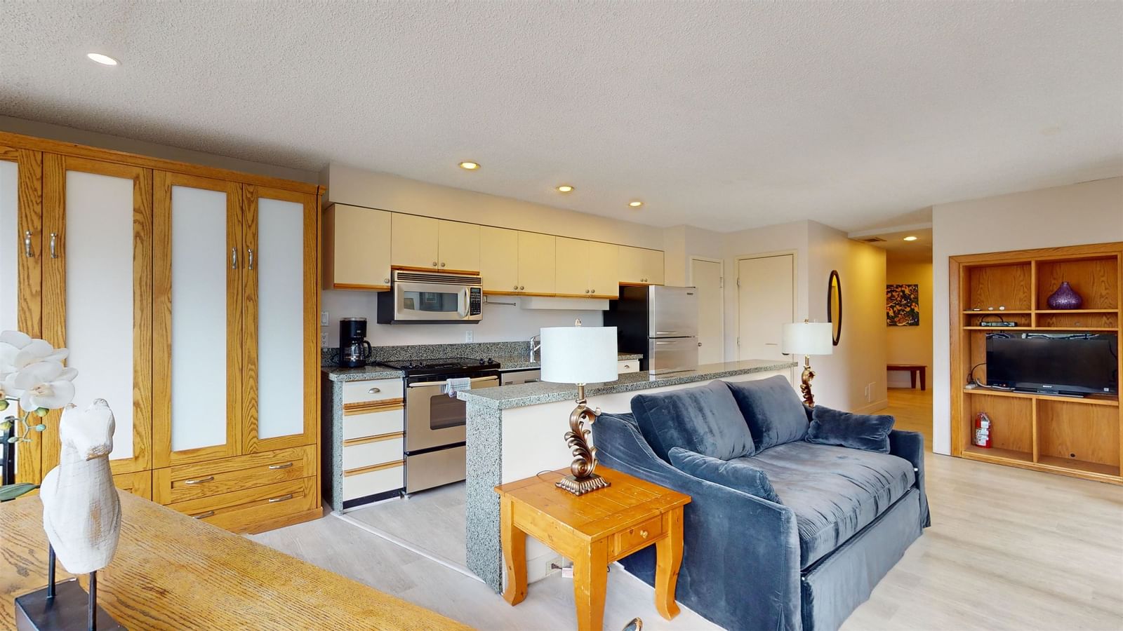 Listing Image 19
