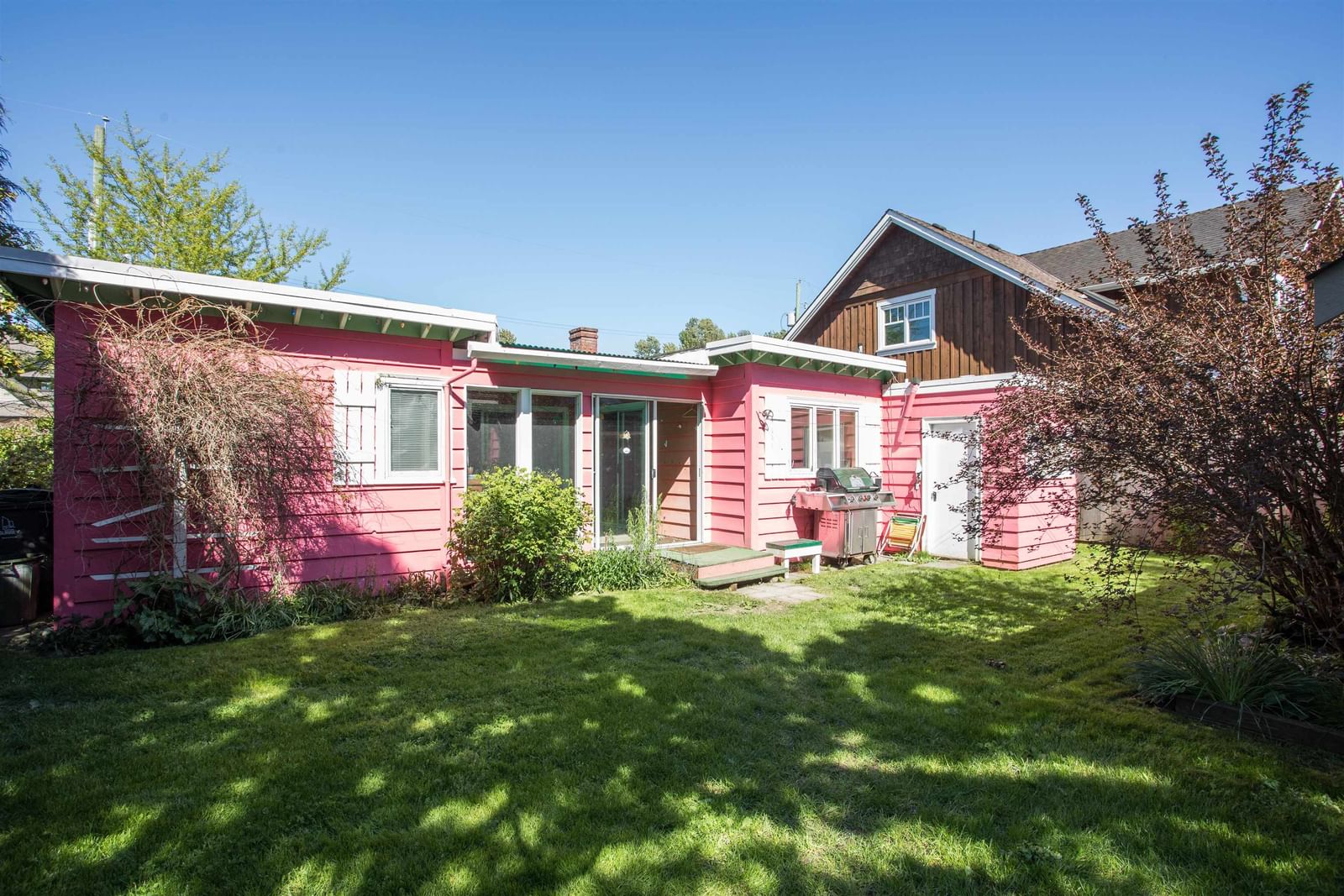 Listing Image 17