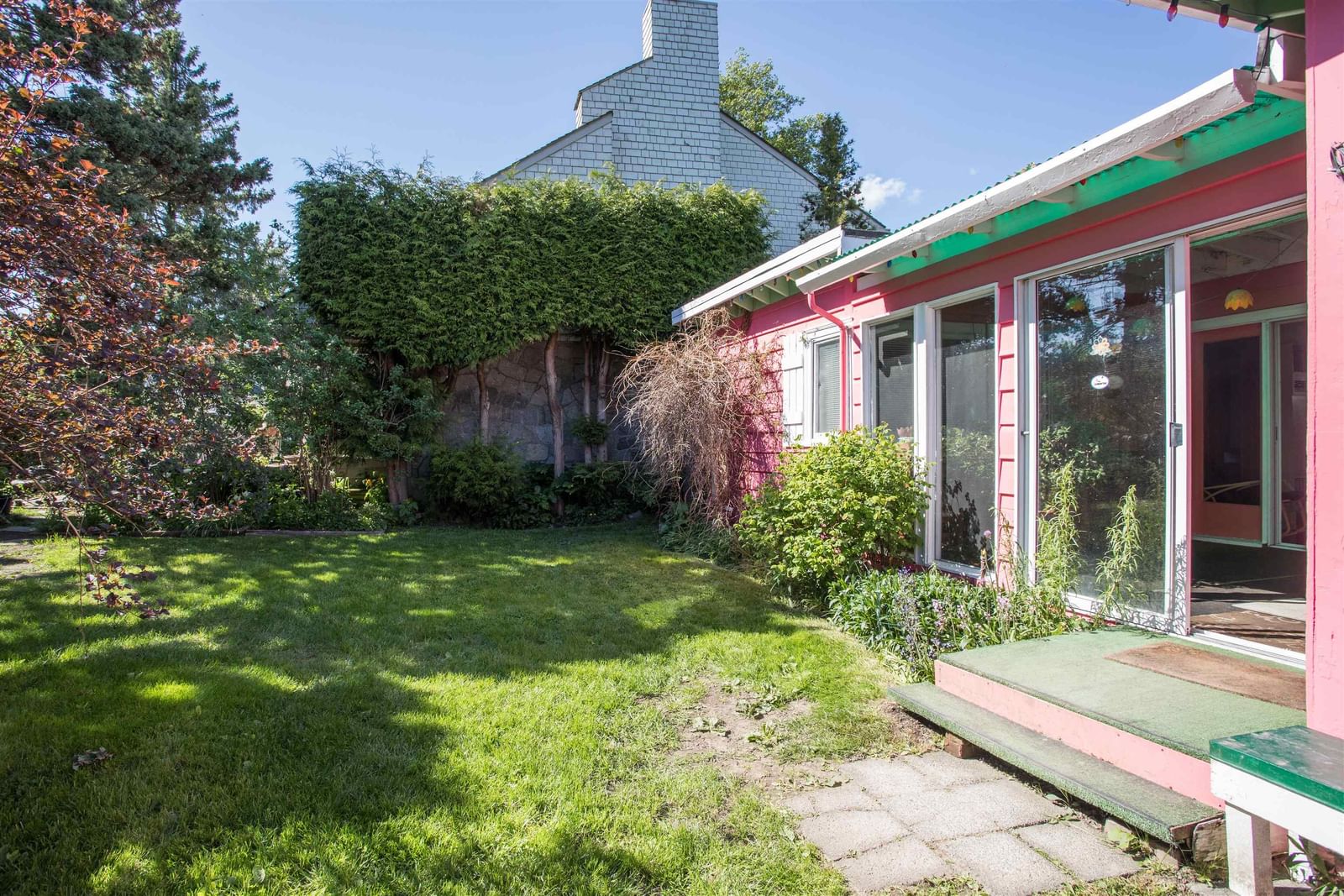 Listing Image 19