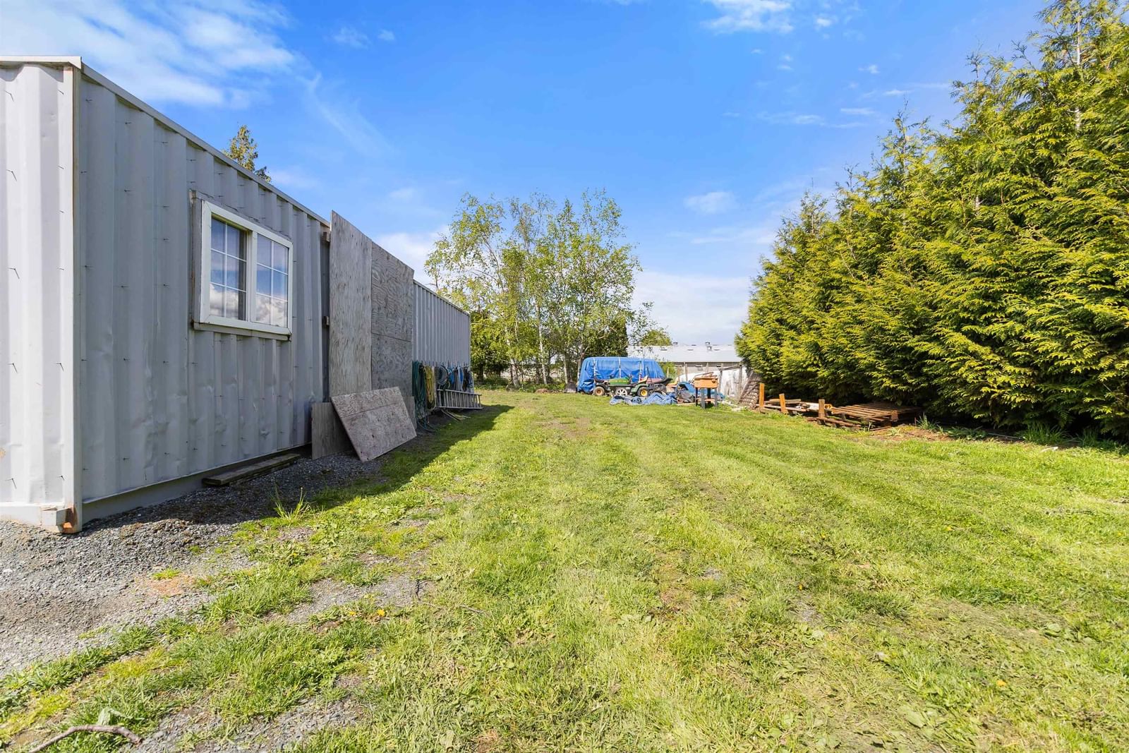 Listing Image 18