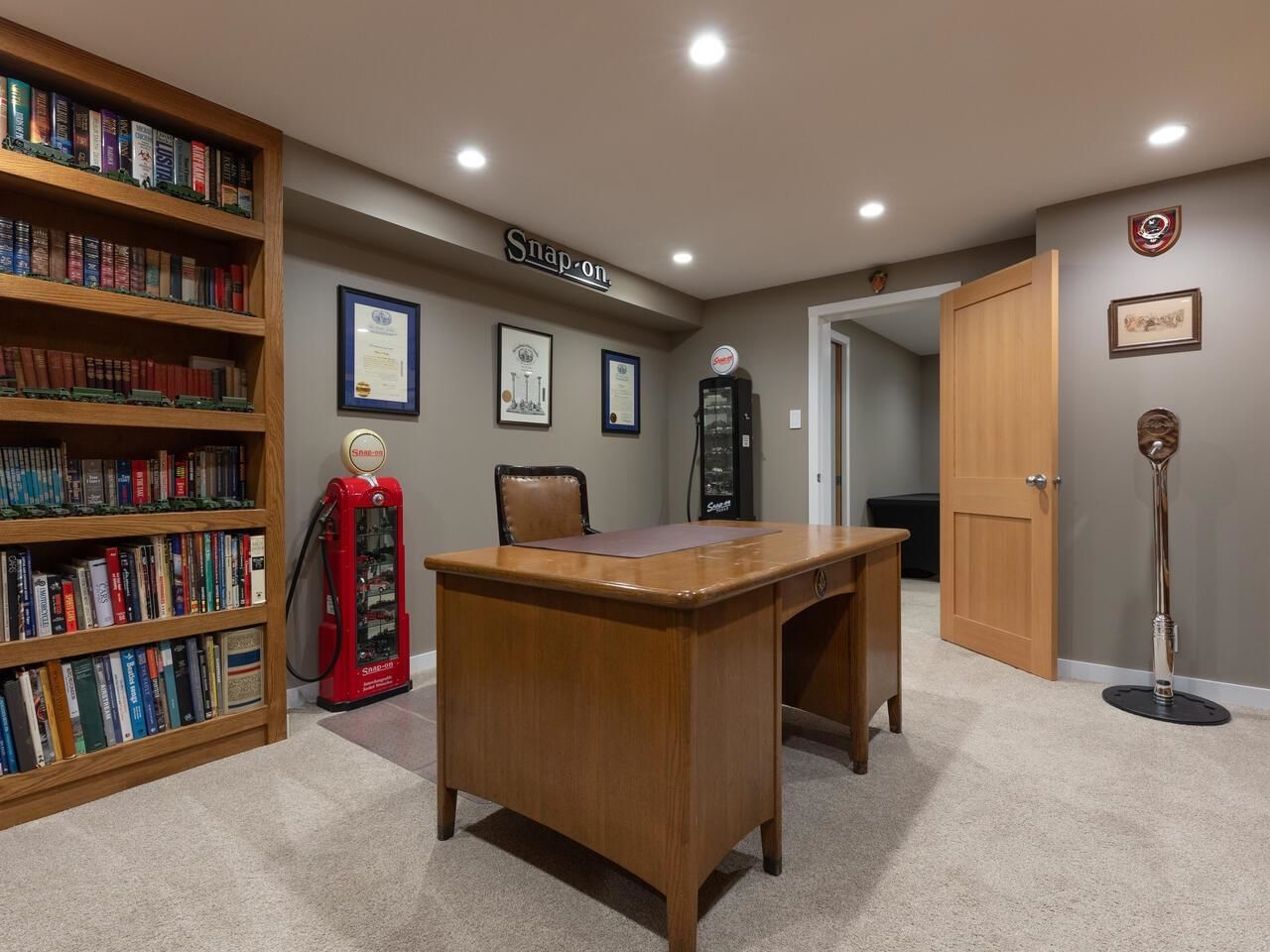 Listing Image 19