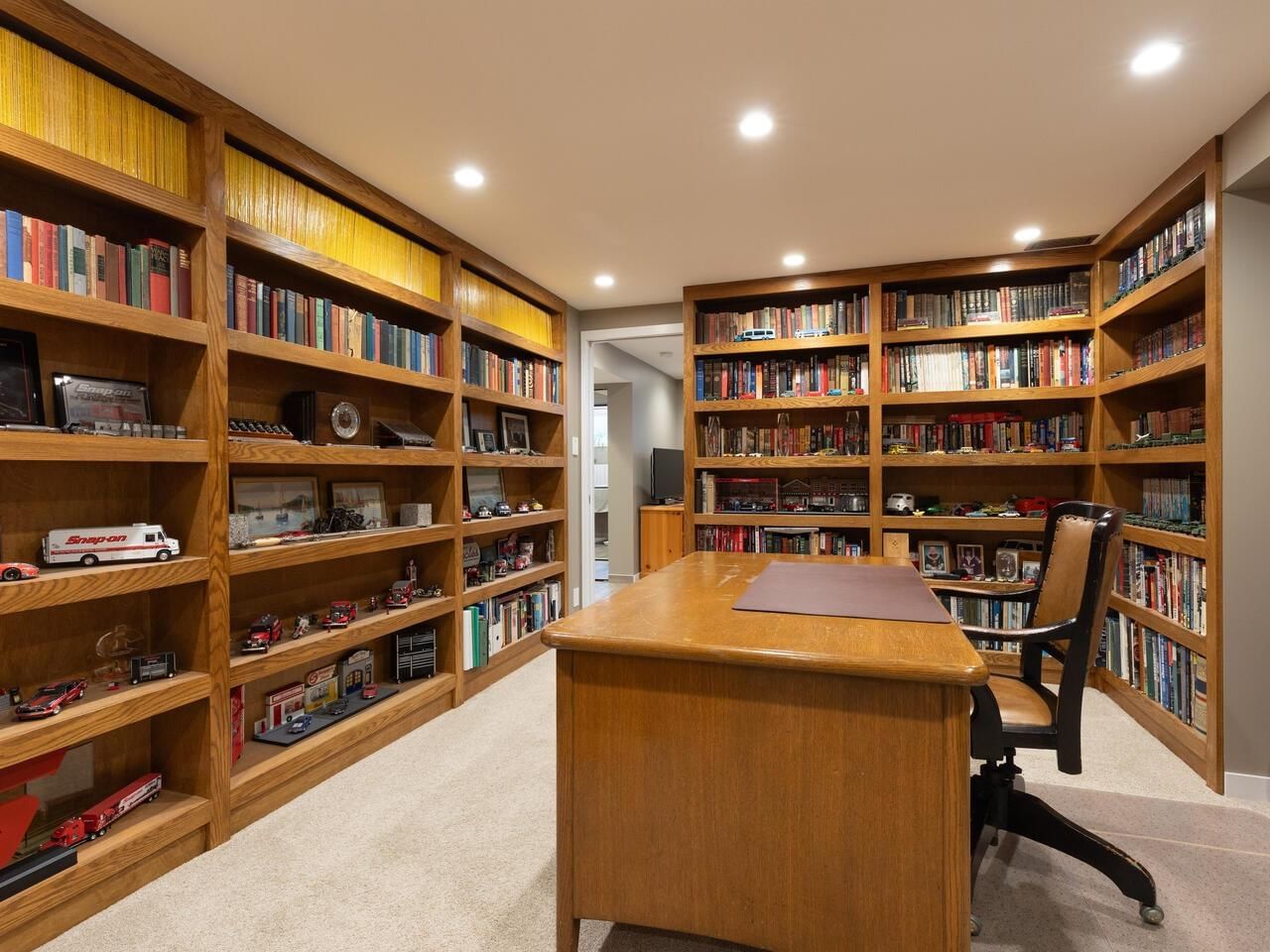 Listing Image 20
