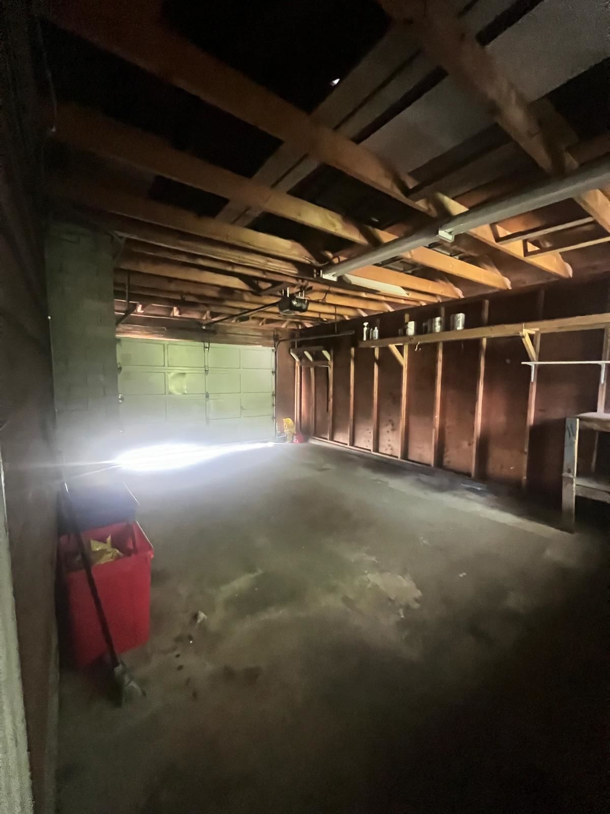Listing Image 16