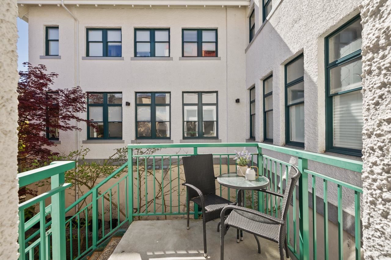 Listing Image 5