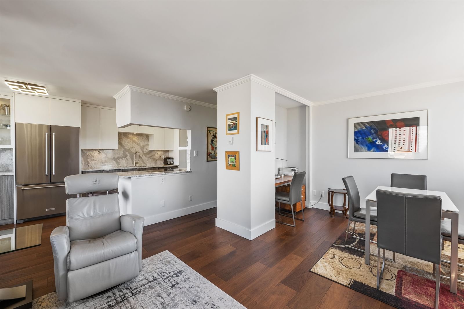 Listing Image 15