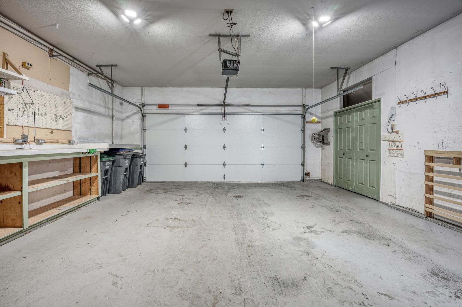 Listing Image 36