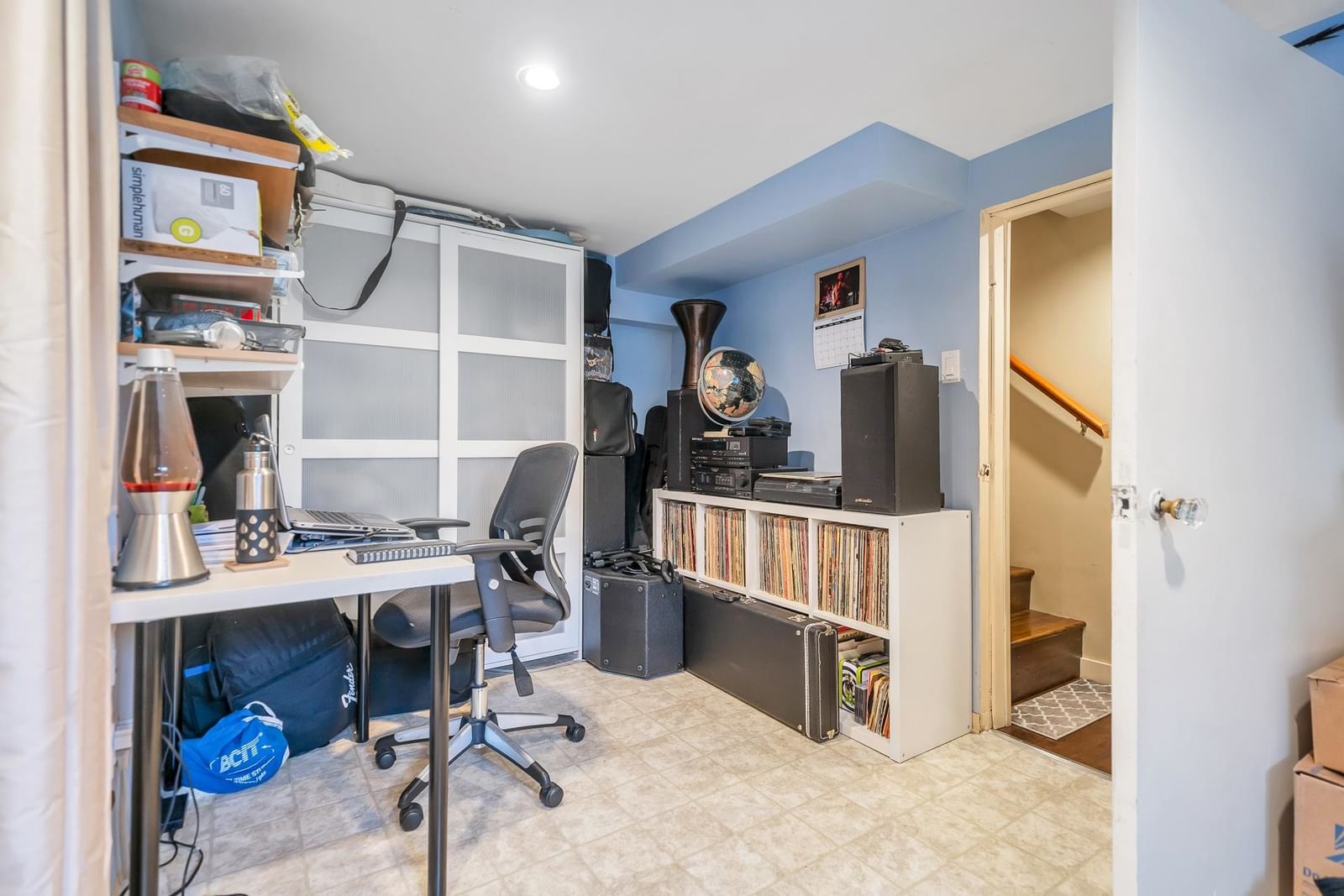 Listing Image 23