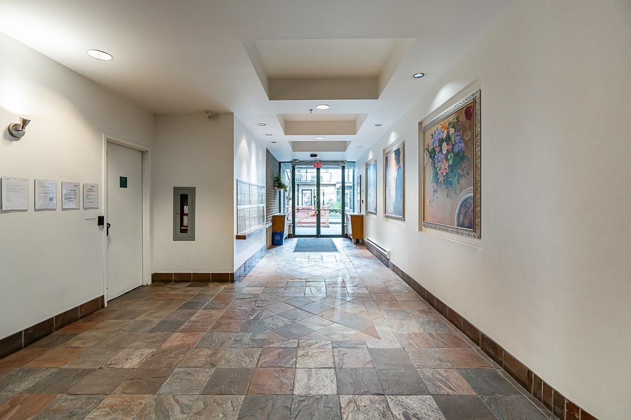 Listing Image 24