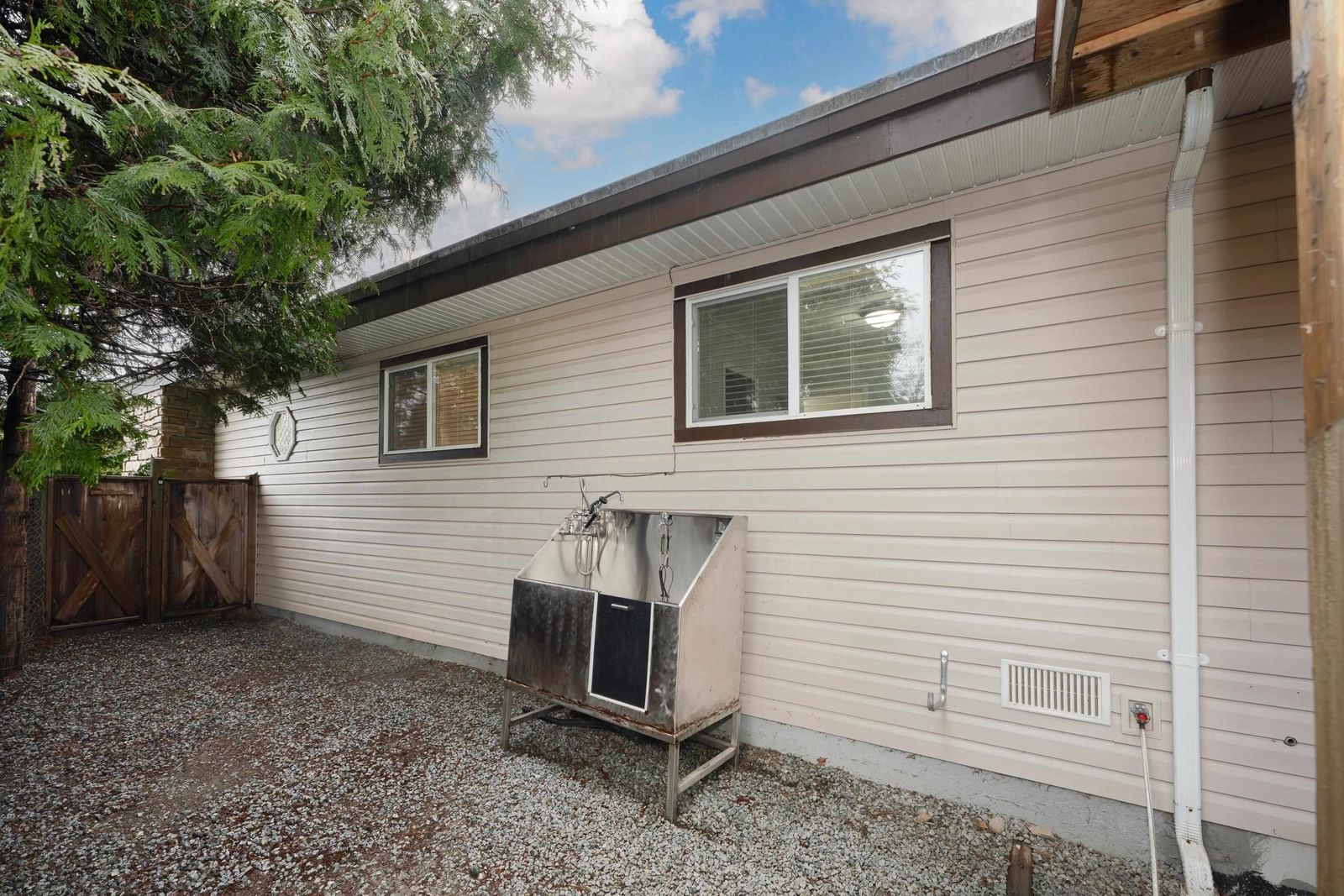 Listing Image 39