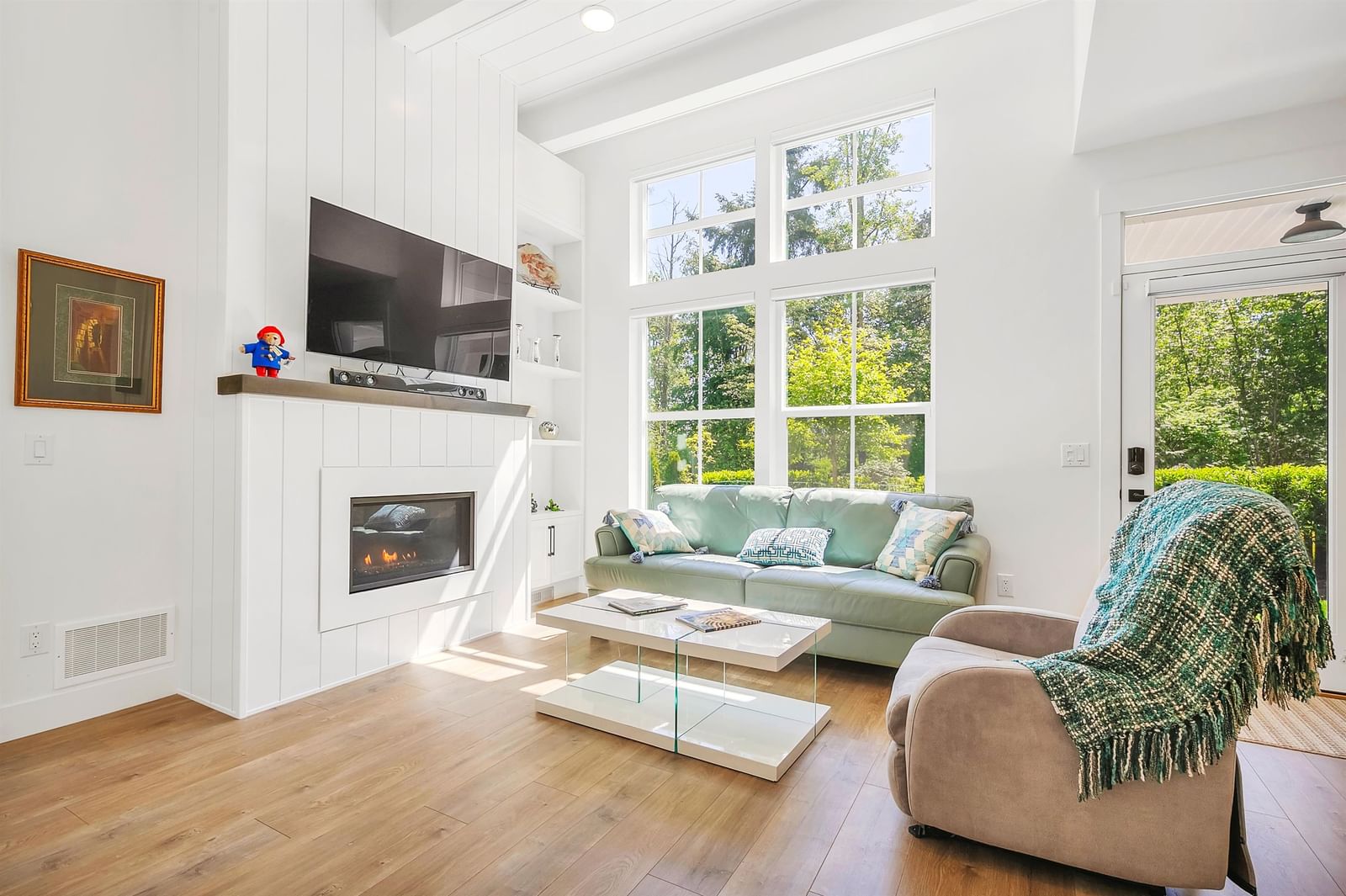Listing Image 9